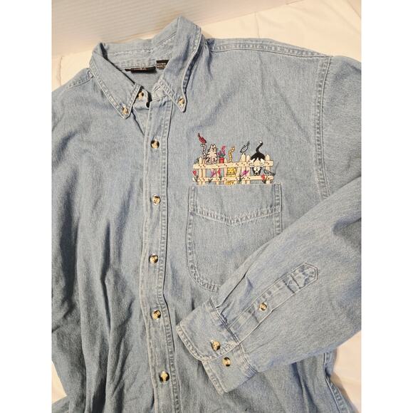 Women's Sz L Denim Shirt by Outrageous Sports Cats Over The Over Pocket Preppy - Picture 1 of 8
